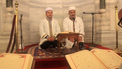 İstanbul’da Barış Pınarı Harekatı için Fetih Suresi okundu
