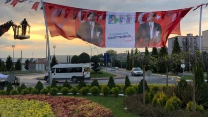İzinsiz kaldırılan bayrağa suç duyurusu