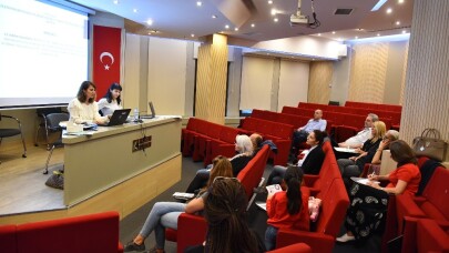 Kadıköy Belediyesi’nden kadına yönelik şiddetle mücadele eğitimi