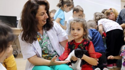 Mudanyalı minikler can dostlarıyla buluştu