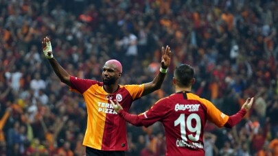 Ryan Babel 3. golünü kaydetti