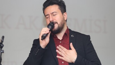 Şair Kasım Alper Özdemir: "İstanbul bir şiir şehri olmalı"