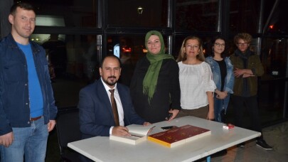 Şamanizm ile ilgili konferans ilgi gördü