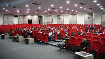 SAÜ’de üniversite yaşamına giriş programları tamamlandı