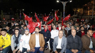 Sultangazi’de milli maç heyecanı