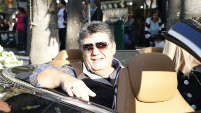 Usta oyuncu Tarık Ünlüoğlu hayatını kaybetti
