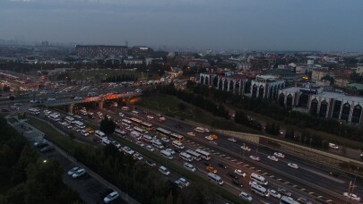 15 Temmuz Şehitler Köprüsü’nde trafik yoğunluğu drone ile görüntülendi