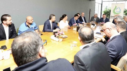 Başkan Büyükakın, Çayırovalı muhtarlarla buluştu