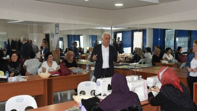 Başkan Vekili Çakır, “Kadınların yanındayız”