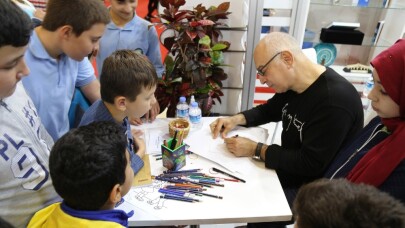 Büyükçekmece Belediyesi’nden Karikatür Atölyesi