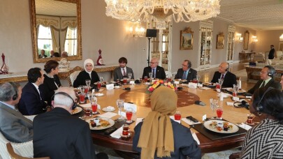 Dünyanın en büyük çocuk sağlığı kurumundan Emine Erdoğan’a teşekkür ziyareti