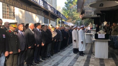 Eski Genelkurmay Başkanı Yaşar Büyükanıt’ın eşi Filiz Büyükanıt toprağa verildi