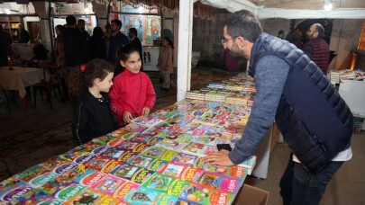 Eyüpsultan’da ’Çocuk Kitapları Festivali’ne yoğun ilgi