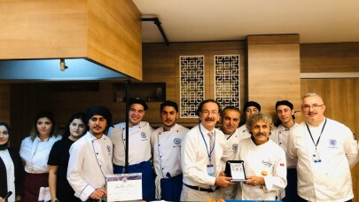 “Gastronomi moda gibidir, sürekli değişir”