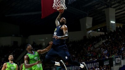 ING Basketbol Süper Ligi: Tofaş: 76 - Fenerbahçe Beko: 82