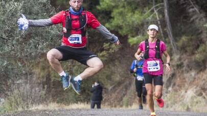 Kaz Dağları’nı 103 kilometre koşarak gezdiler