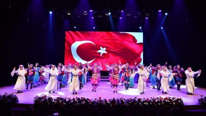 Öğretmenler Günü kapsamında kutlama töreni düzenlendi