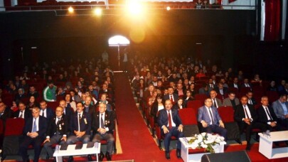 Öğretmenlerini unutmadılar