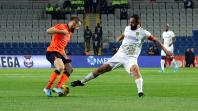 Süper Lig: Medipol Başakşehir: 2 - MKE Ankaragücü: 1 (Maç sonucu)