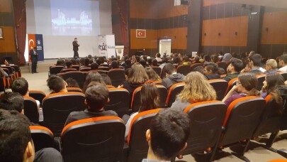 Tarih sohbetleri ilçeleri de kucaklıyor