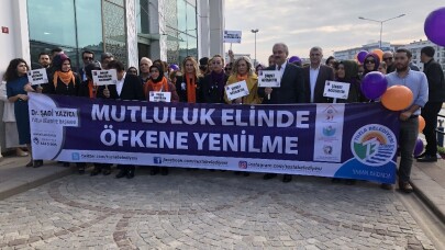 Tuzla’da" Kadına  şiddete hayır" yürüyüşü havadan görüntülendi