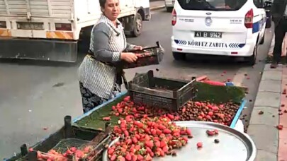 Zabıtaları görünce mallarını yola saçtı