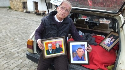 Ayhan dede eski fotoğraflara hayat veriyor