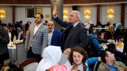Başkan Yıldırım engelliler günü özel programında engellilerle buluştu