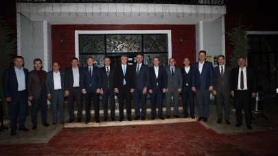 Başkan Yüce, AK Parti İl Başkanlığı Yerel Yönetimler toplantısına katıldı