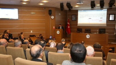 Büyükşehir yöneticilerine ‘E-Belediye’ eğitimi