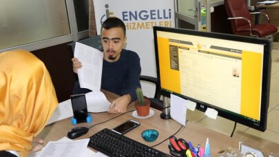 Büyükşehir’den engelli bireylere E-KPSS tercih danışmanlığı hizmeti