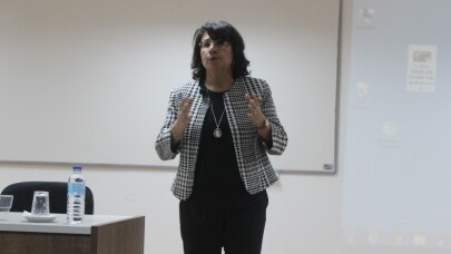 Dikkat, bu numara plastikler kanser yapıyor