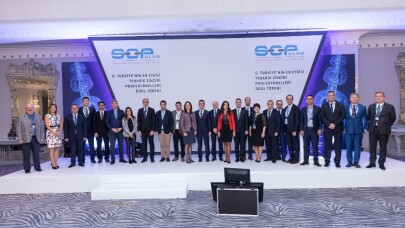 ‘En Etkili Tedarik Zinciri Profesyonelleri’ ödüllerini aldı