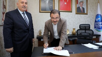 Eyüpsultan’da “Web-Tapu Sistemi” devreye girdi