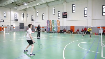 Hayatını adadığı badmintonda şampiyon oldu