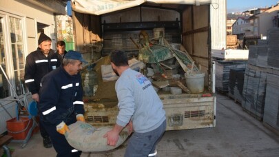 İzmit Belediyesi mobil ekipleri her yerde