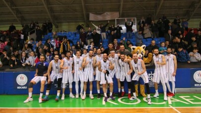 Kağıtspor Basketbol’dan bir galibiyet daha