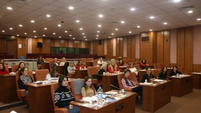 Kartal Belediyesinden kadın personele özel sağlık eğitimi