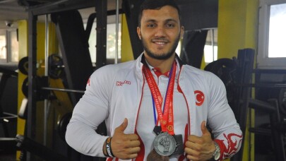 Kerim Boyraz, dünya şampiyonluğu hedefine ulaştı