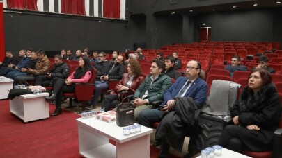 Mudanya Belediyesi’nden belediyelerin veterinerlik personeline eğitim