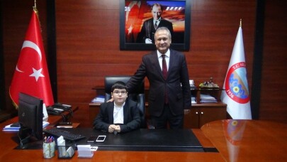(Özel) Kaymakam Ali Partal koltuğu devretti