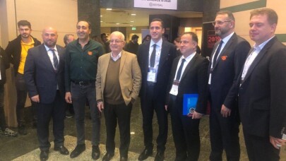 Özhan’dan "yalınlaşma" tiyosu