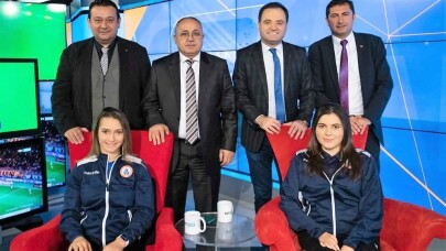 Paralimpik milli yüzücü İldem: "Suda kendimi özgür hissediyorum"