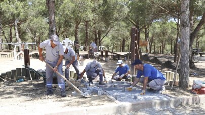 Sultangazi Belediyesinden yeşil alanlara bakım