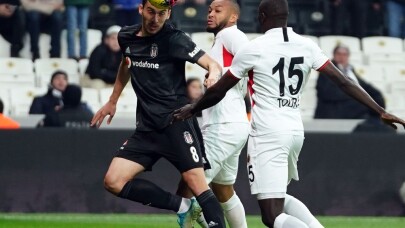 Süper Lig: Beşiktaş: 4 - Gençlerbirliği: 1 (Maç sonucu)