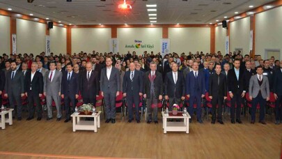 Türk-Rus İlişkileri Armutlu MYO’da Değerlendirildi