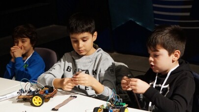 Yetenekli çocuklar, “Bu İşte Bilim Var” etkinliğinde buluştu