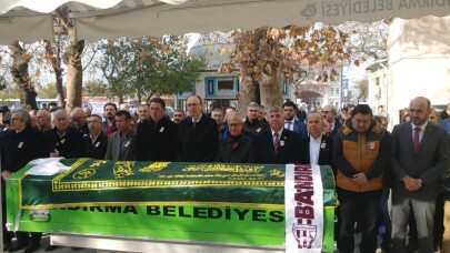 Yönetmen Tunç Başaran Bandırma’da toprağa verildi