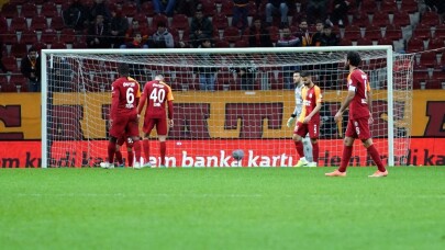 Ziraat Türkiye Kupası: Galatasaray: 0 - Tuzlaspor: 2 (Maç sonucu)