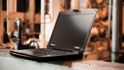 Panasonic TOUGHBOOK 55, piyasadaki en güvenli yarı dayanıklı Windows PC'lerinden biri